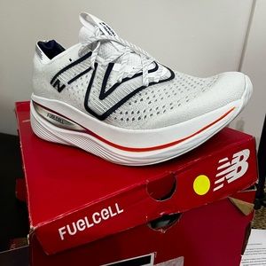 New Balance Fuel Cell SuperComp V1 men’s 11/ women’s 12.5 NEW